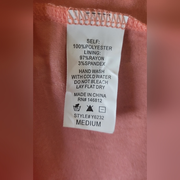 NWT Peach Lace Halter Dress- Size Medium - Picture 9 of 10